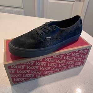 Vans Men’s Black Low-Top Sneakers